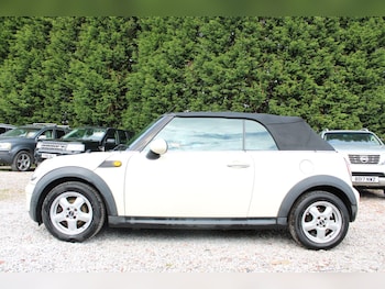 Used MINI Convertible 2010 for sale - 78946312: Photo
