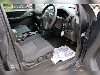Used Nissan Navara 2009 for sale - 79295892: Photo
