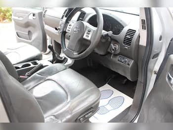Used Nissan Navara 2014 for sale - 79727043: Photo