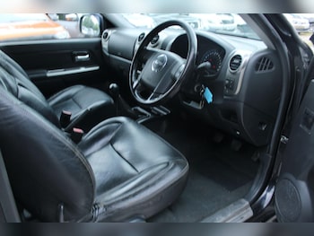Used Isuzu Rodeo 2010 for sale - 78946032: Photo