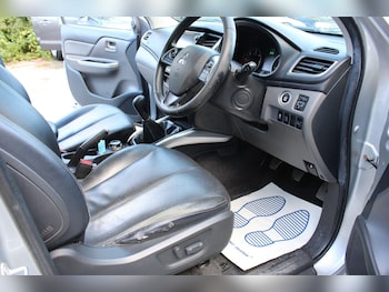 Used Mitsubishi L200 2016 for sale - 79388493: Photo