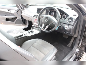 Used Mercedes-Benz C Class 2014 for sale - 79441738: Photo