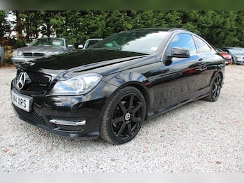 Used Mercedes-Benz C Class 2014 for sale - 79441738: Photo