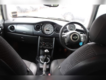 Used MINI Hatch 2004 for sale - 78868087: Photo