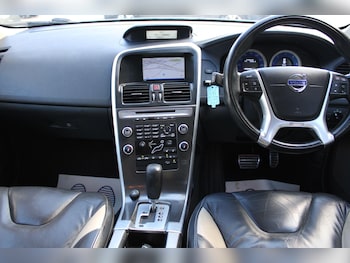 Used Volvo XC60 2010 for sale - 79387563: Photo