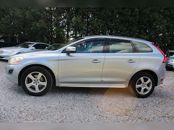 Used Volvo XC60 2010 for sale - 79387563: Photo