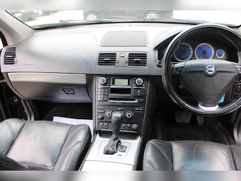 Used Volvo XC90 2012 for sale - 79540636: Photo