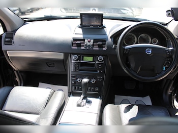 Used Volvo XC90 2010 for sale - 79396506: Photo