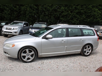 Used Volvo V70 2010 for sale - 79145088: Photo