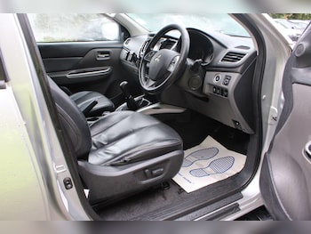 Used Mitsubishi L200 2016 for sale - 79589894: Photo