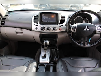 Used Mitsubishi L200 2010 for sale - 79316395: Photo