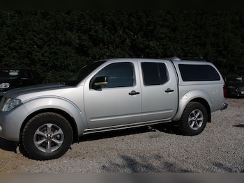 Used Nissan Navara 2014 for sale - 79236181: Photo