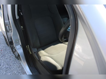 Used Nissan Navara 2014 for sale - 79236181: Photo