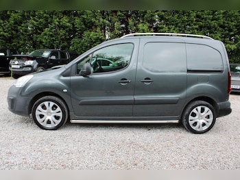 Used Citroen Berlingo 2017 for sale - 79336768: Photo
