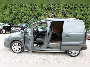 Used Citroen Berlingo 2017 for sale - 79336768: Photo