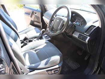 Used Land Rover Freelander 2011 for sale - 78946072: Photo
