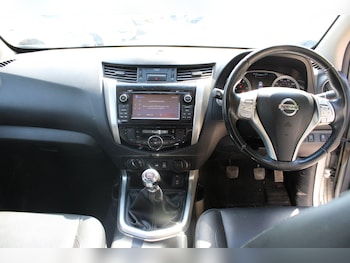 Used Nissan Navara 2017 for sale - 78868121: Photo