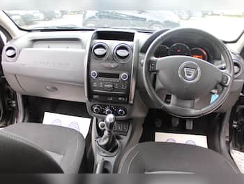 Used Dacia Duster 2016 for sale - 79565429: Photo