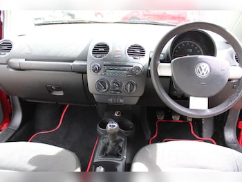 Used Volkswagen Beetle 2008 for sale - 78868179: Photo