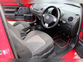 Used Volkswagen Beetle 2008 for sale - 78868179: Photo