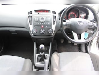 Used Kia Ceed 2010 for sale - 78946298: Photo