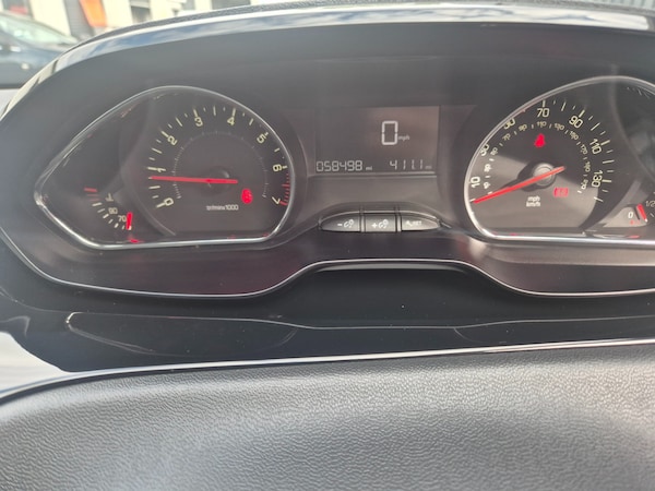 Used Peugeot 208 2014 for sale - 76129265: Photo 23