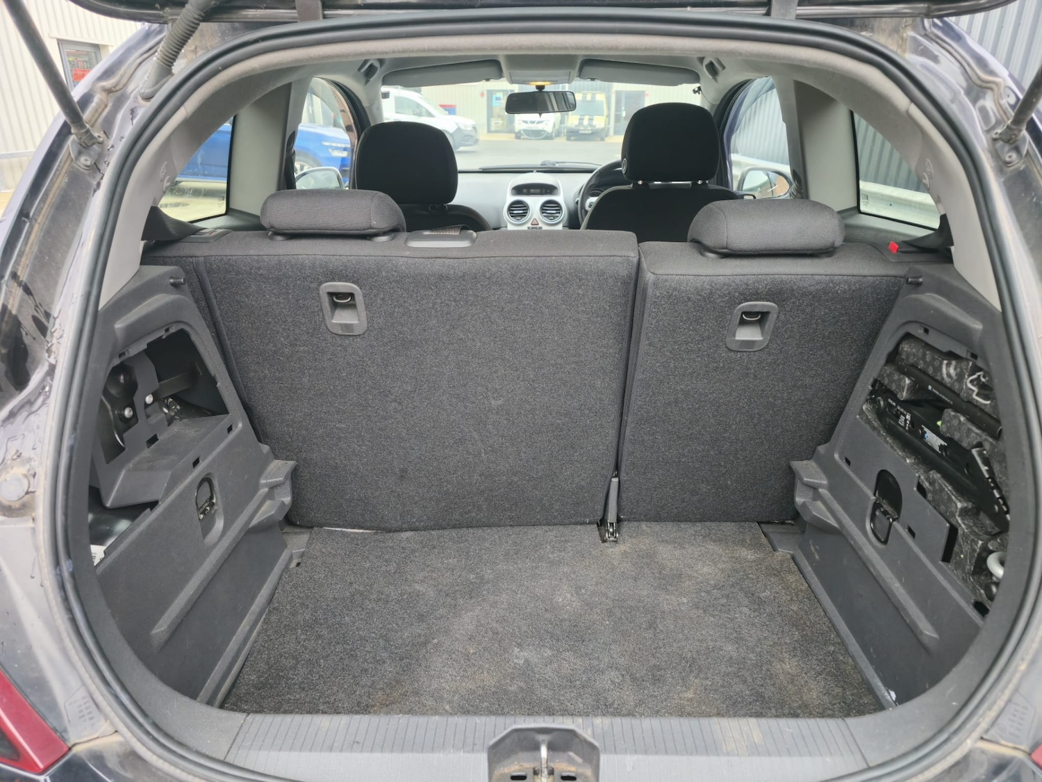 Used Vauxhall Corsa 2009 for sale - 77406191: Photo 15