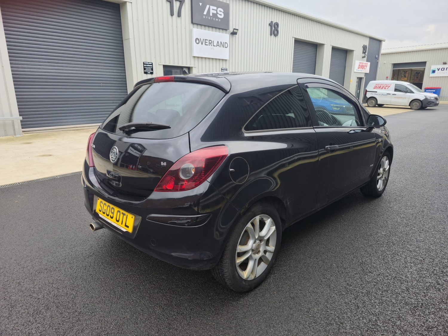 Used Vauxhall Corsa 2009 for sale - 77406191: Photo 8