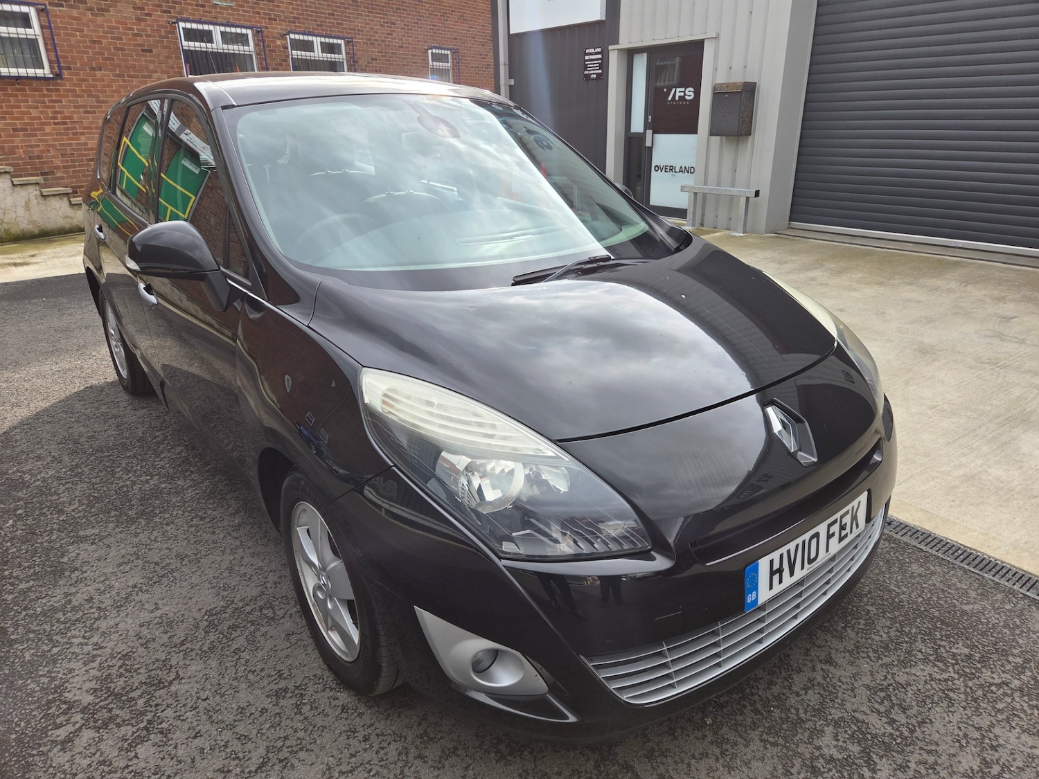 Used Renault Grand Scenic 2010 for sale - 77661890: Photo 2