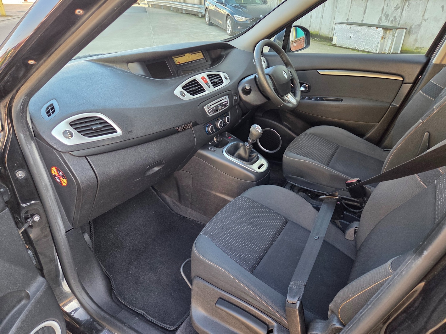 Used Renault Grand Scenic 2010 for sale - 77661890: Photo 20