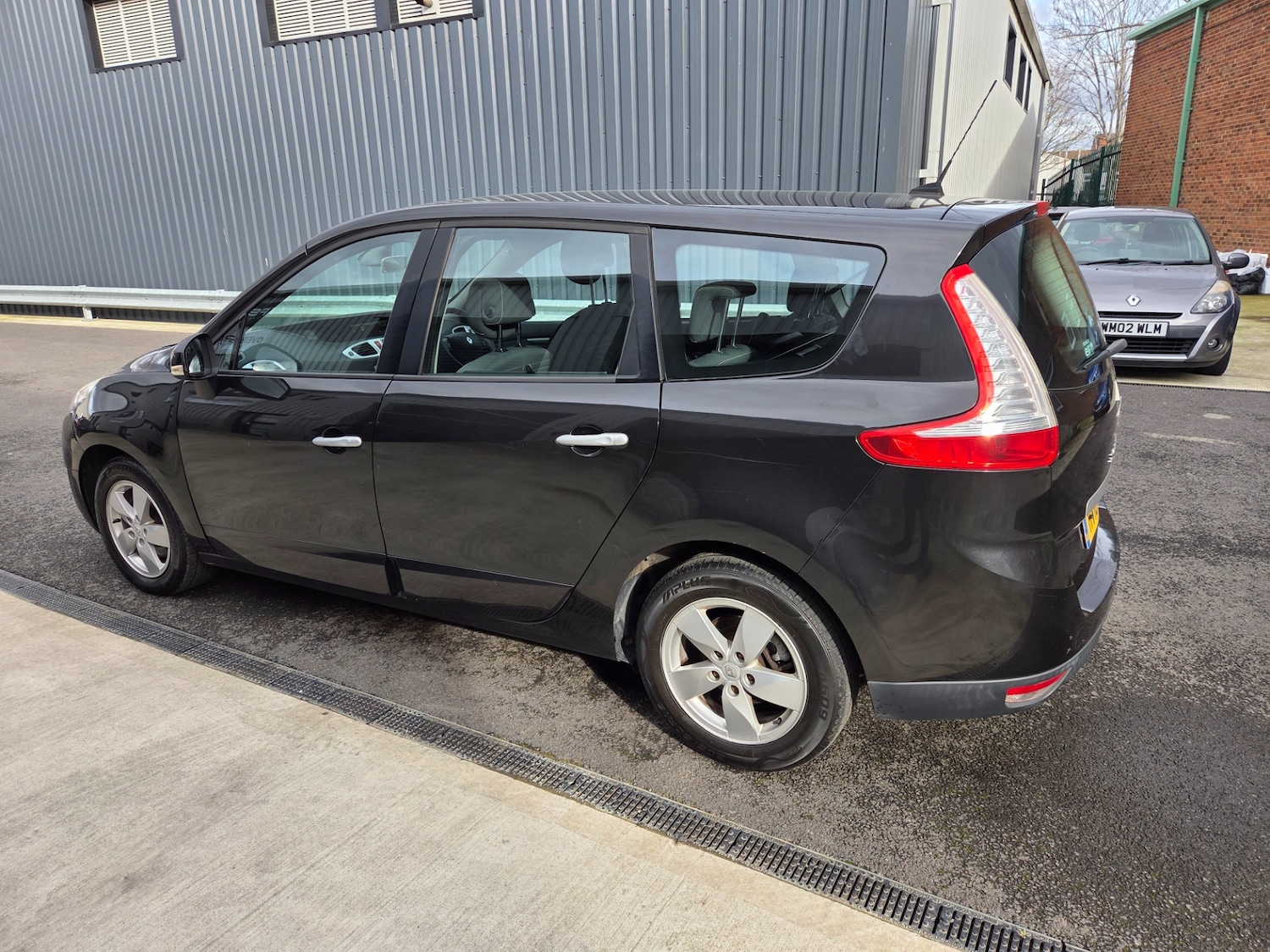 Used Renault Grand Scenic 2010 for sale - 77661890: Photo 6