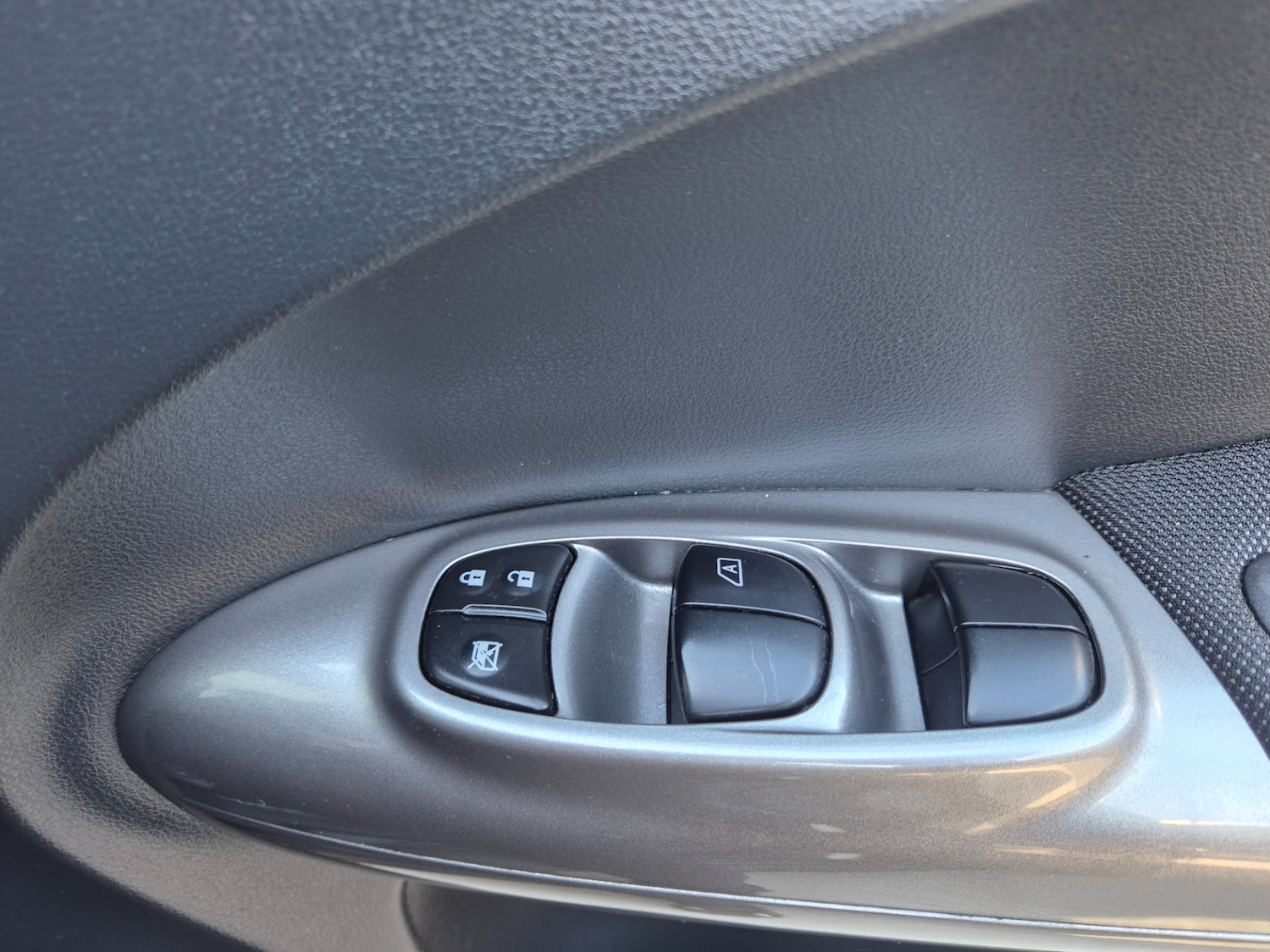 Used Nissan Juke 2012 for sale - 75891358: Photo 31