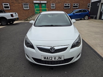 Used Vauxhall Astra 2012 for sale - 79025253: Photo