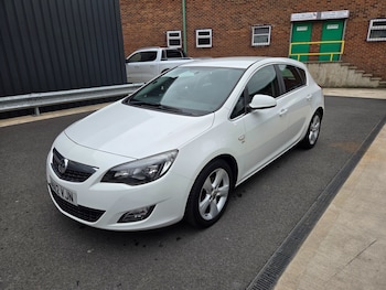 Used Vauxhall Astra 2012 for sale - 79025253: Photo