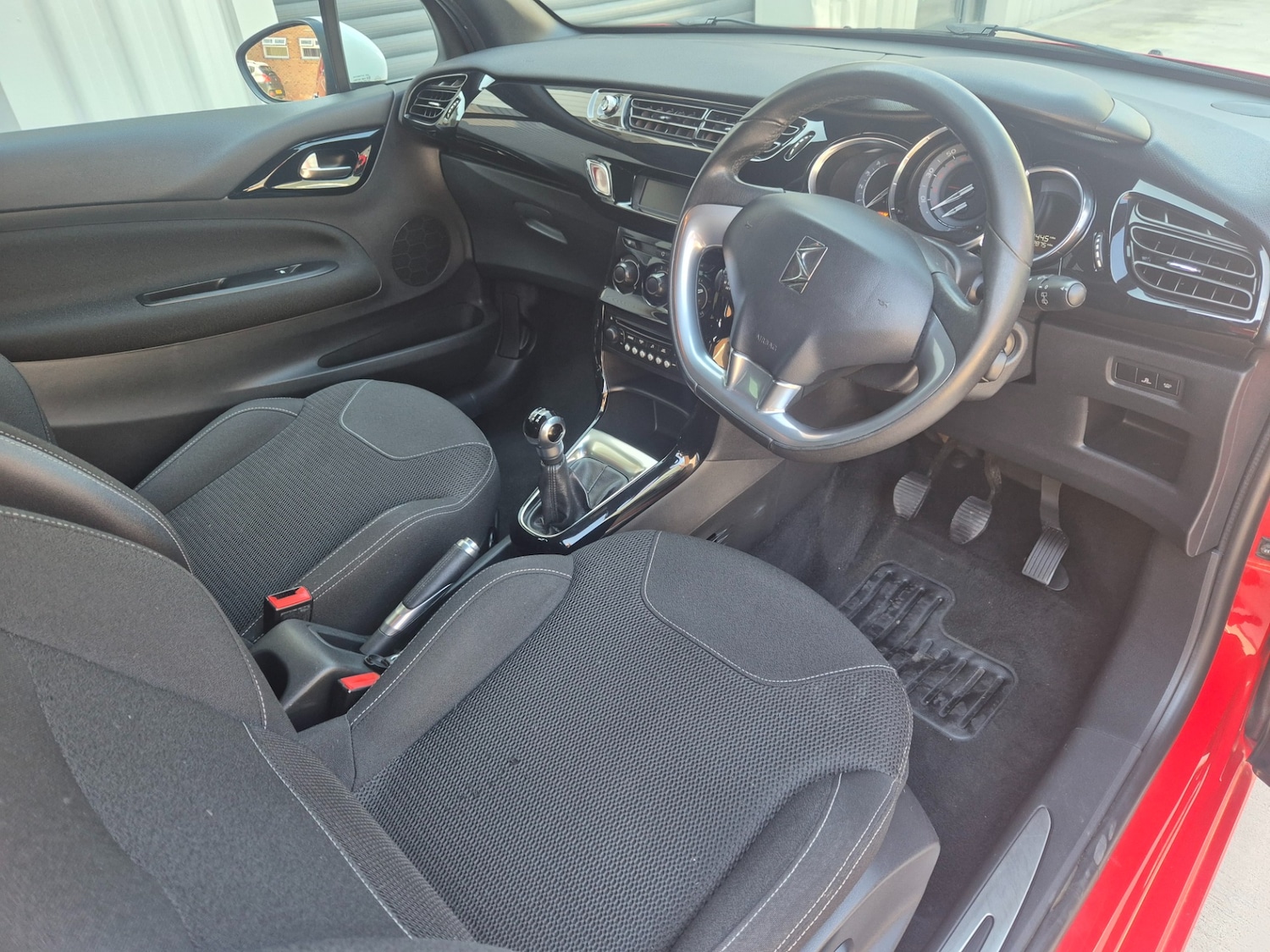 Used Citroen DS3 2013 for sale - 76129506: Photo 29