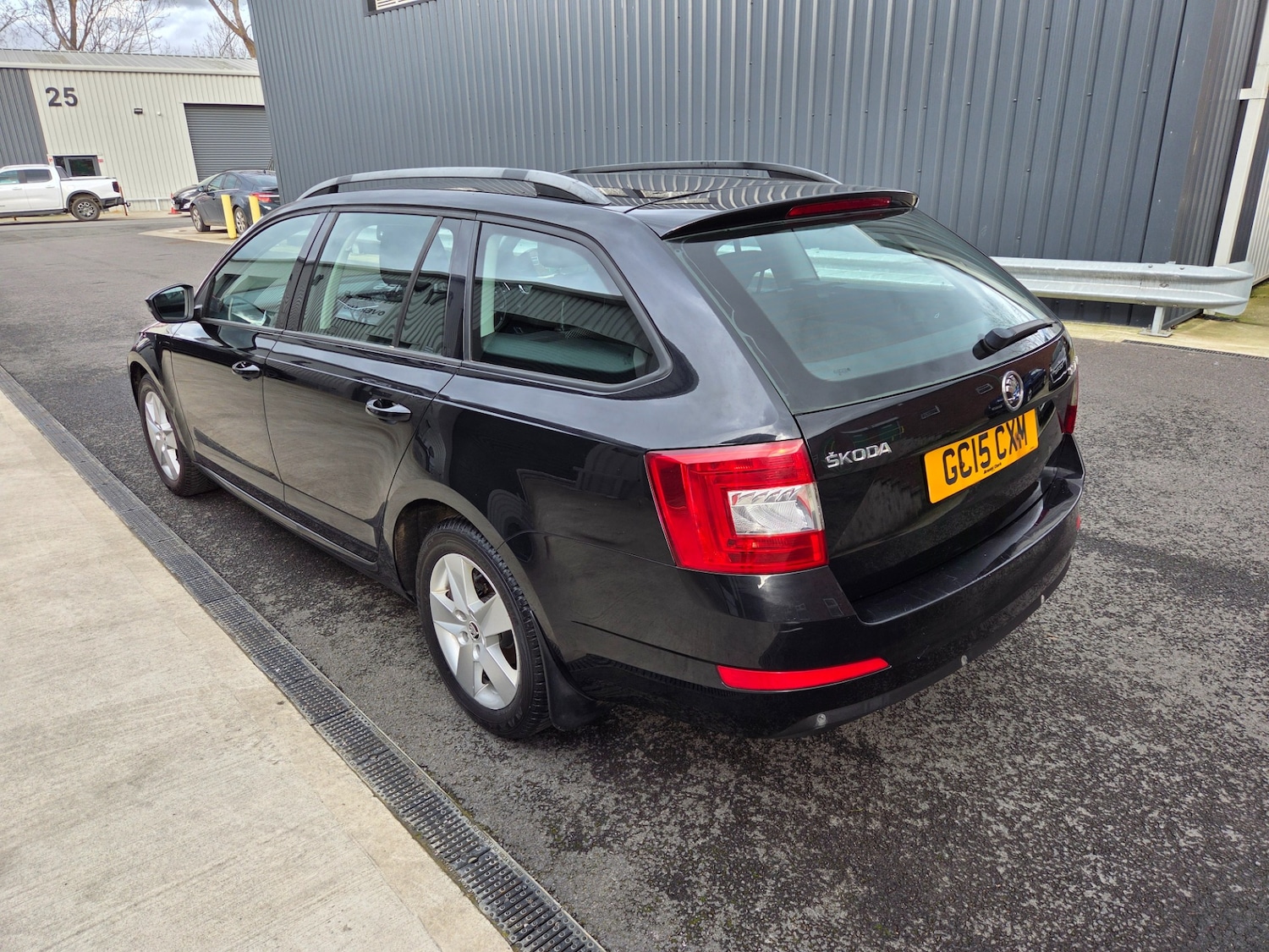 Used Skoda Octavia 2015 for sale - 77661914: Photo 9