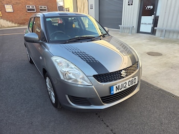 Used Suzuki Swift 2012 for sale - 77607198: Photo