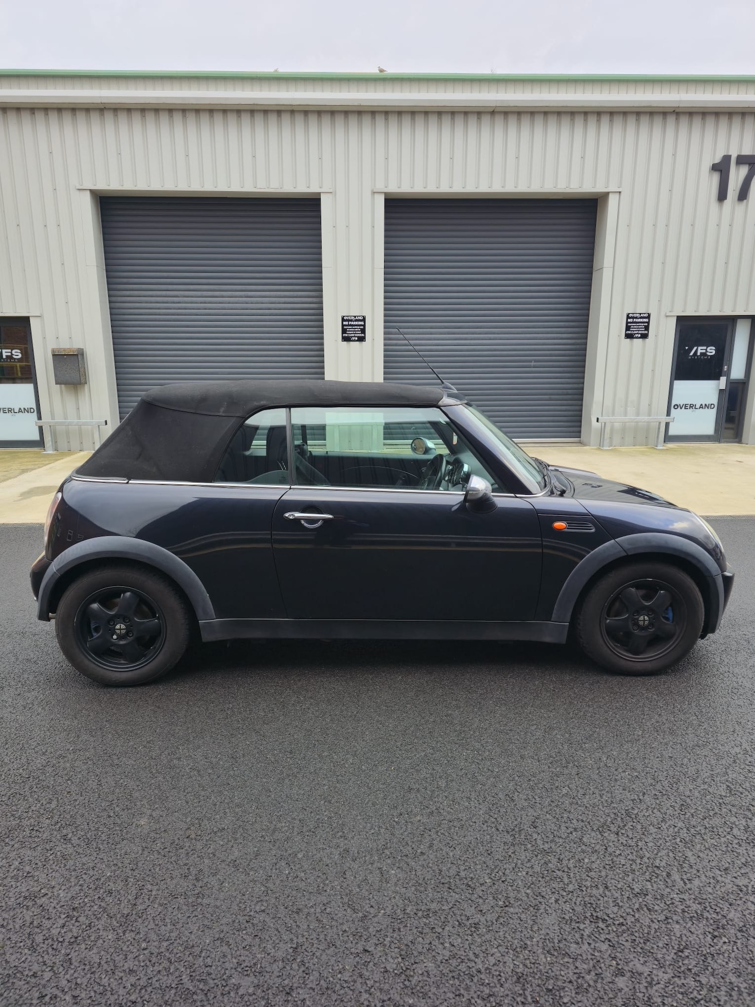 Used MINI Convertible 2007 for sale - 77360869: Photo 6