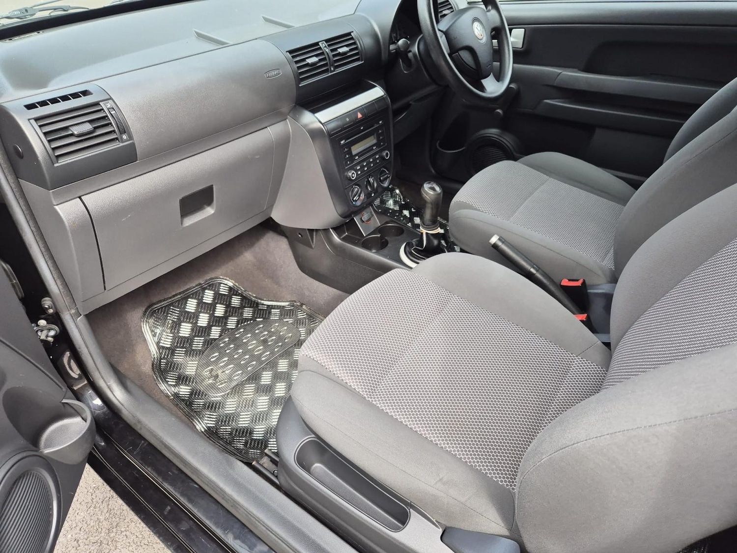 Used Volkswagen Fox 2010 for sale - 77570280: Photo 16