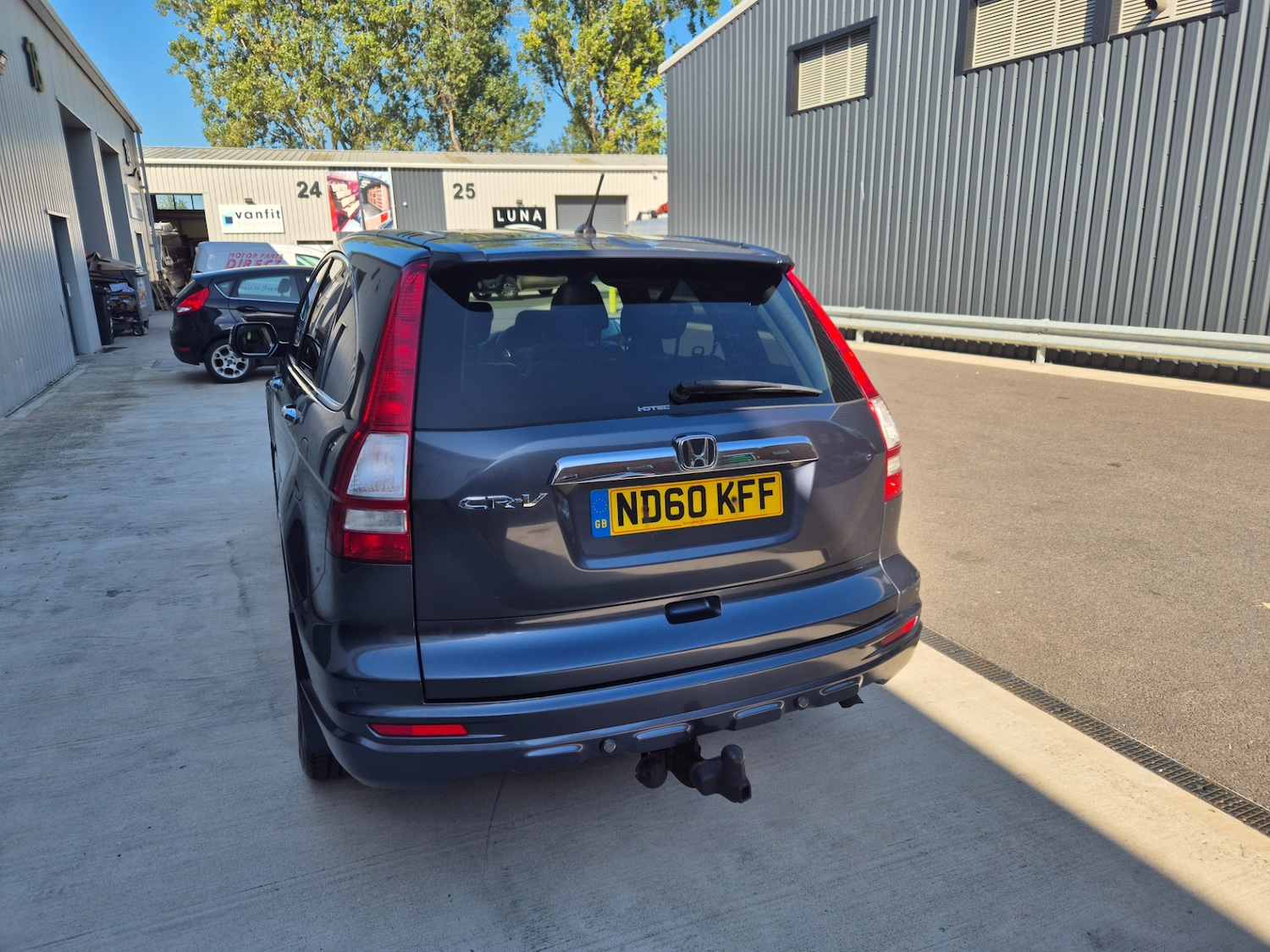 Used Honda CR-V 2010 for sale - 76128857: Photo 11