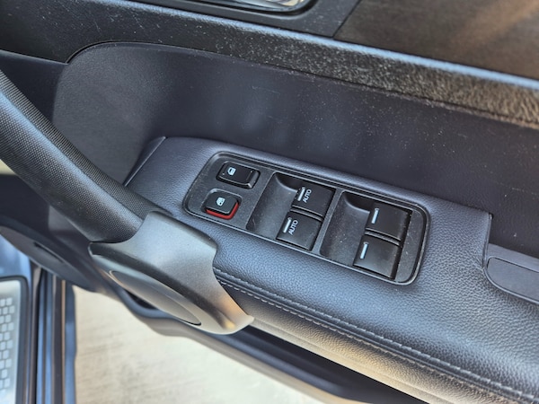 Used Honda CR-V 2010 for sale - 76128857: Photo 28