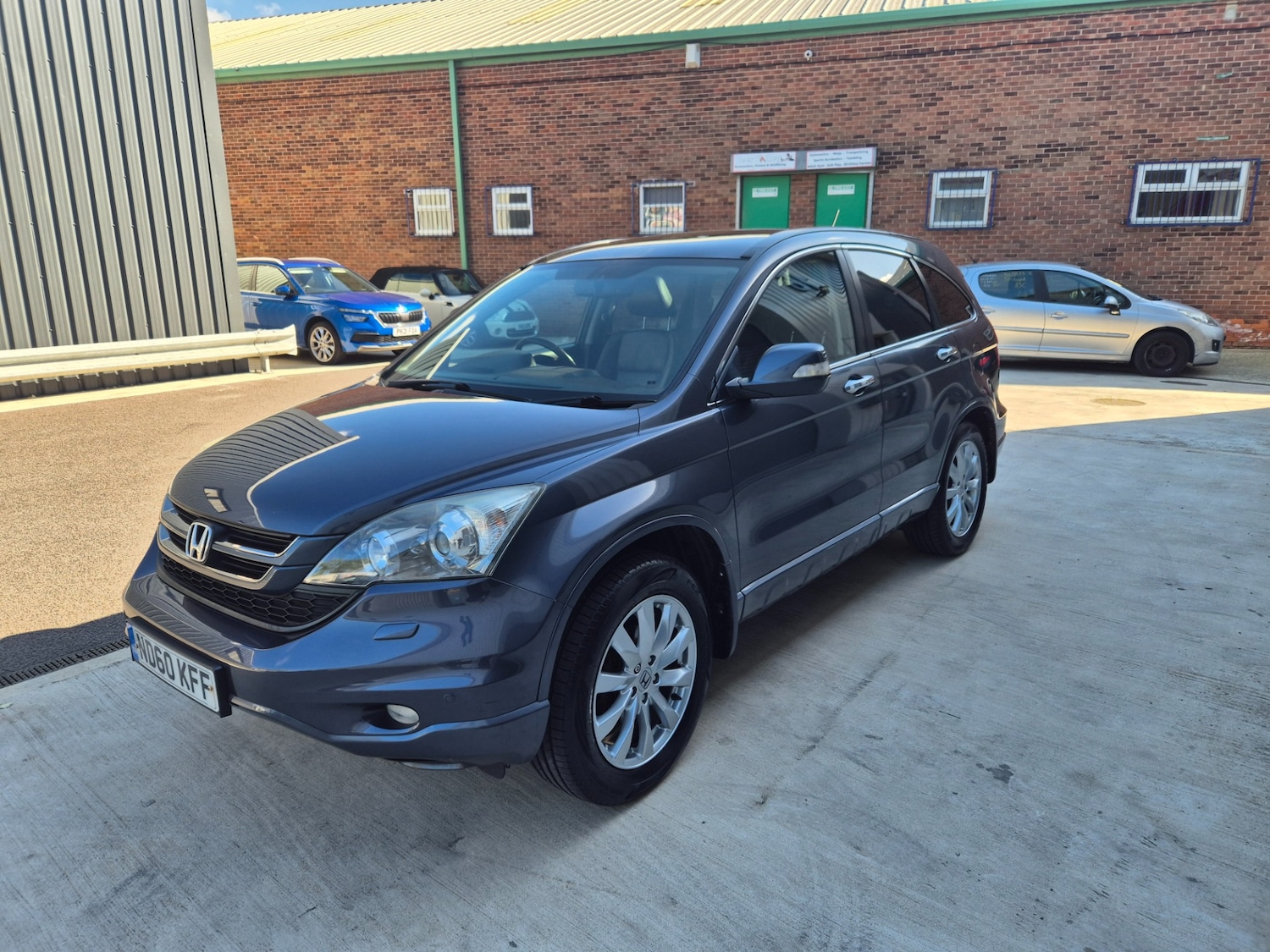 Used Honda CR-V 2010 for sale - 76128857: Photo 6