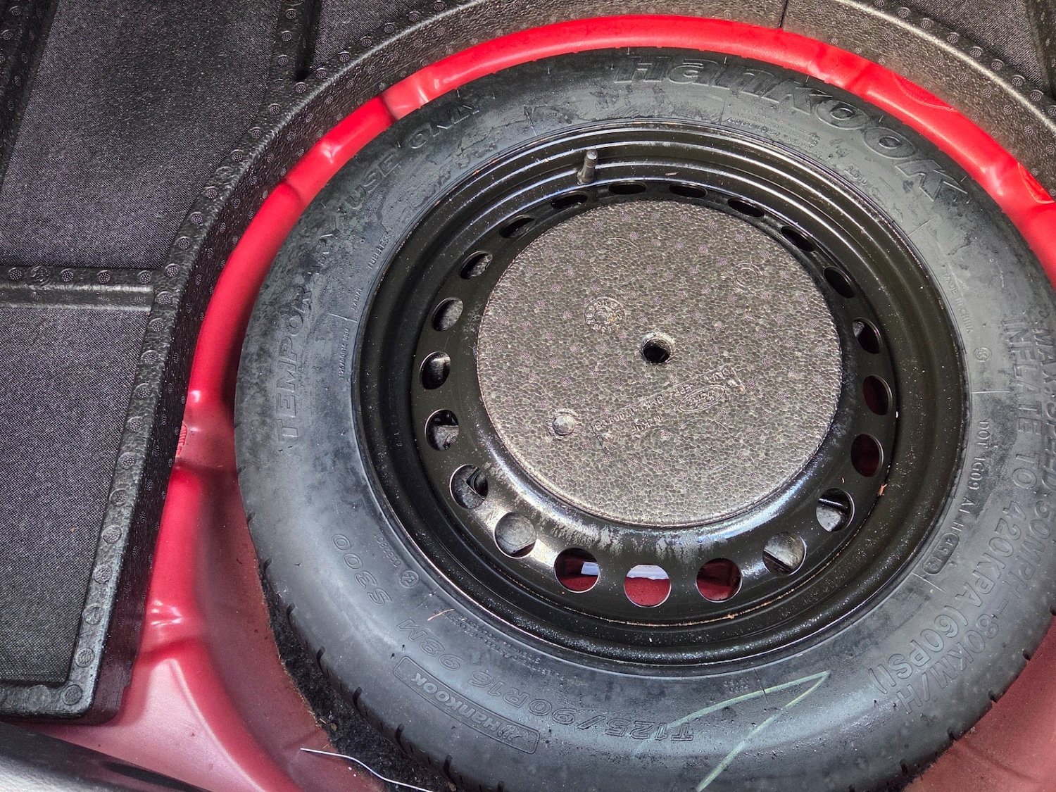 Used Ford Focus 2013 for sale - 76571962: Photo 18