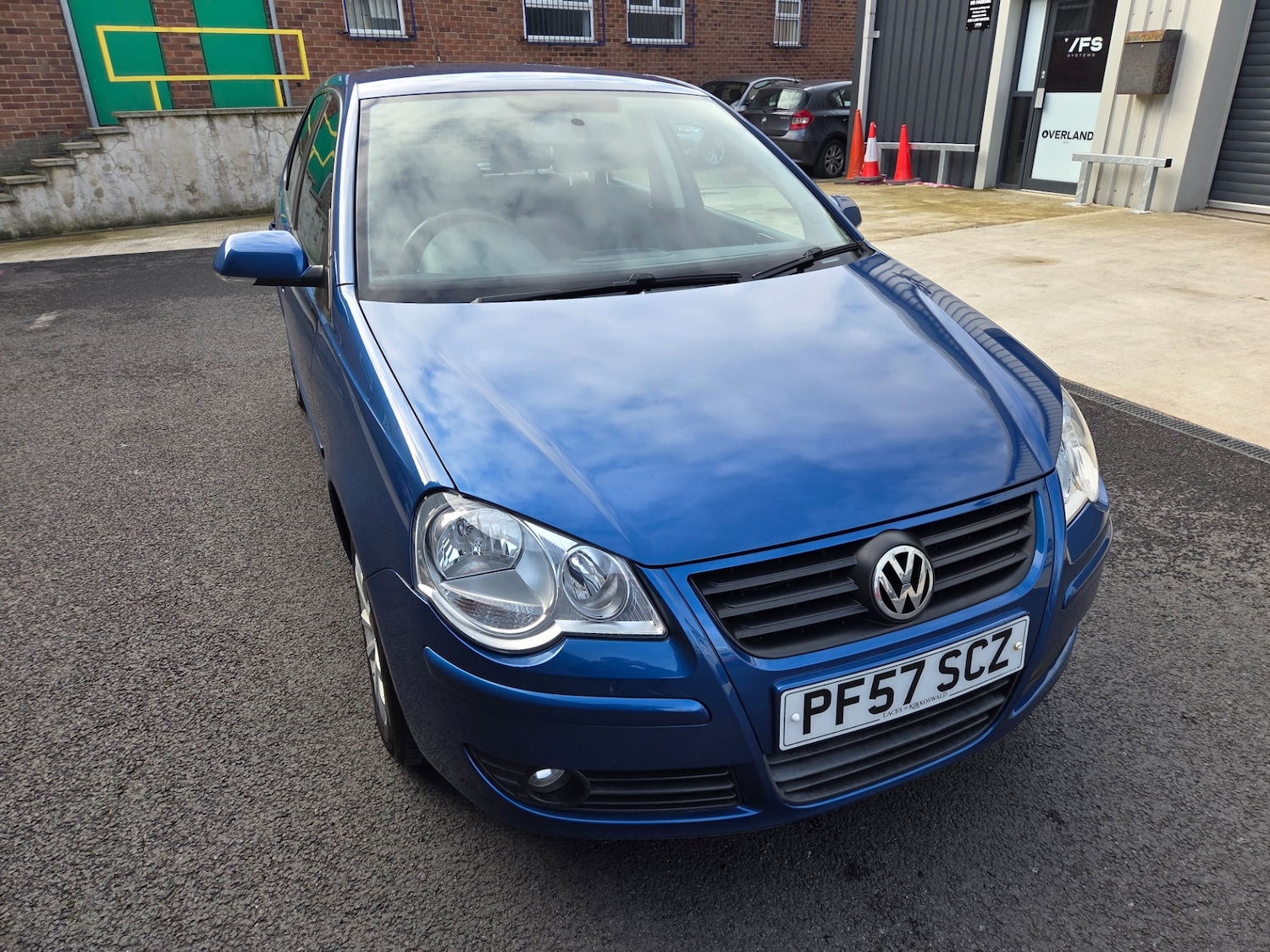 Used Volkswagen Polo 2008 for sale - 78121378: Photo 2