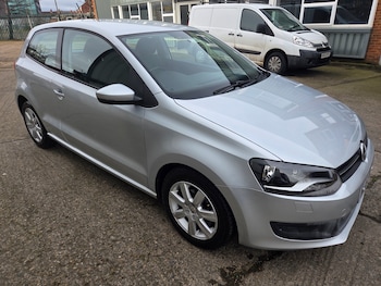 Used Volkswagen Polo 2010 for sale - 77826094: Photo