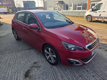 Used Peugeot 308 2015 for sale - 77826087: Photo