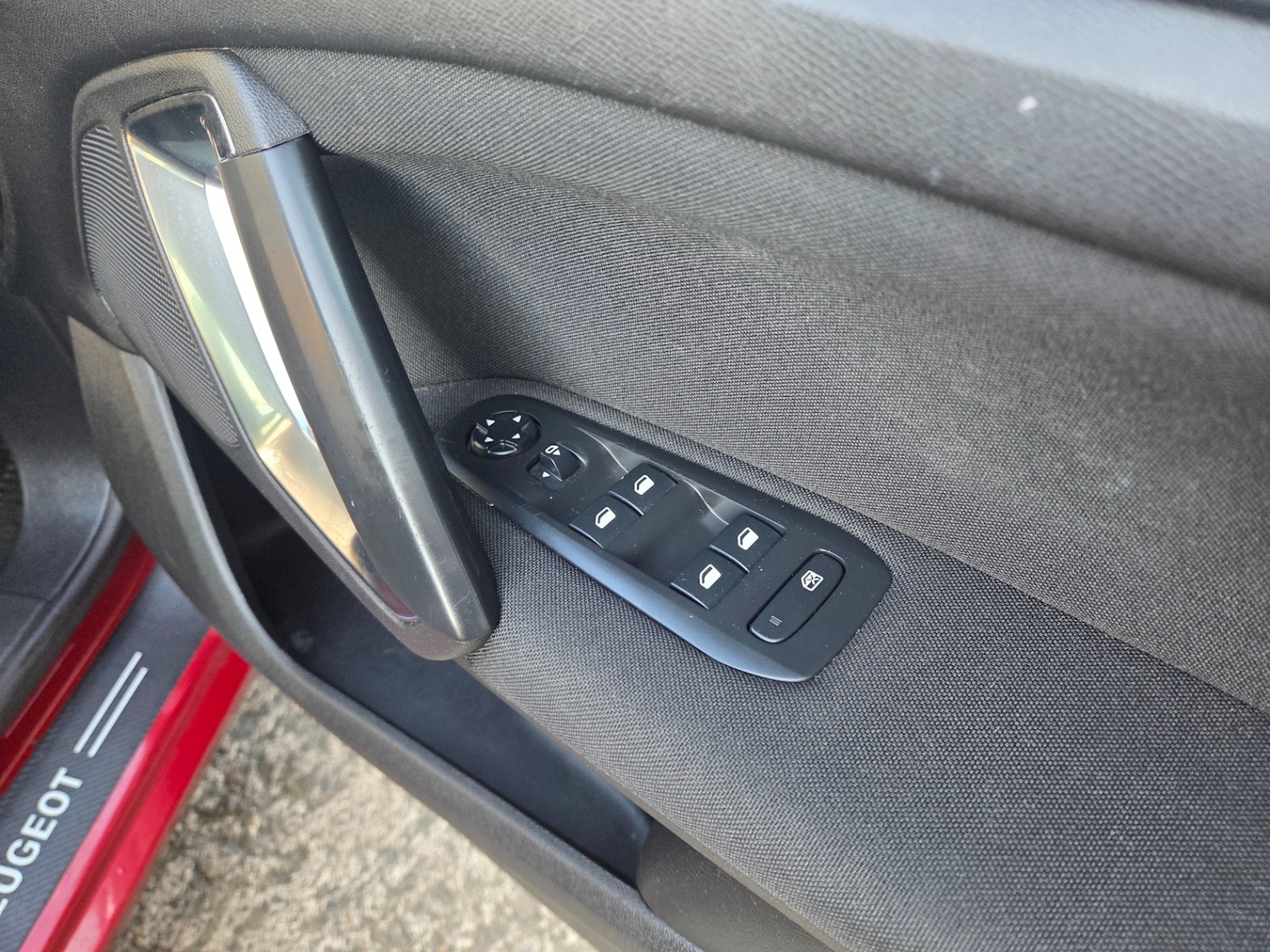 Used Peugeot 308 2015 for sale - 77826087: Photo 21