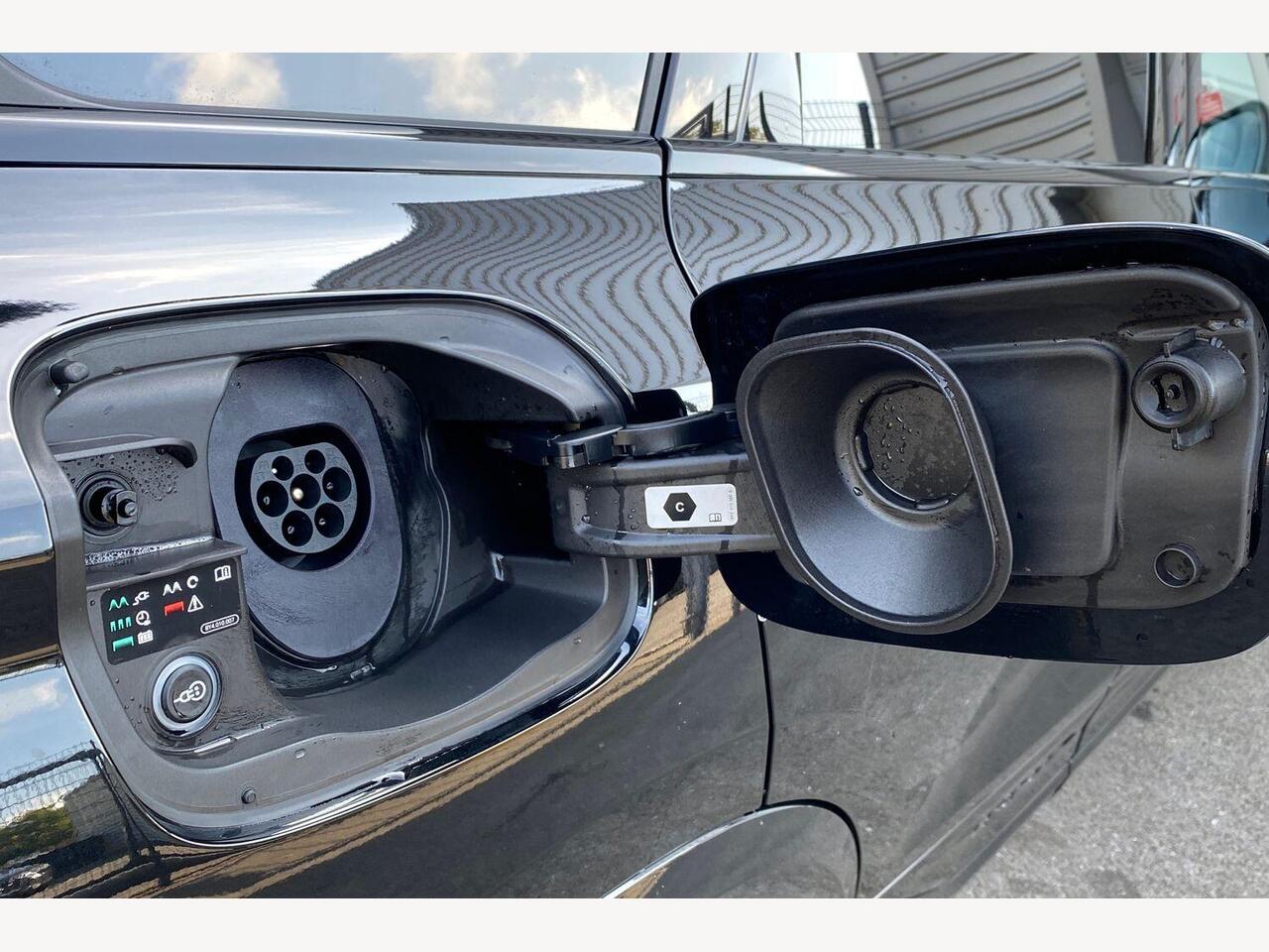 Used Audi Q6 e-tron 2025 for sale - 76679929: Photo 21