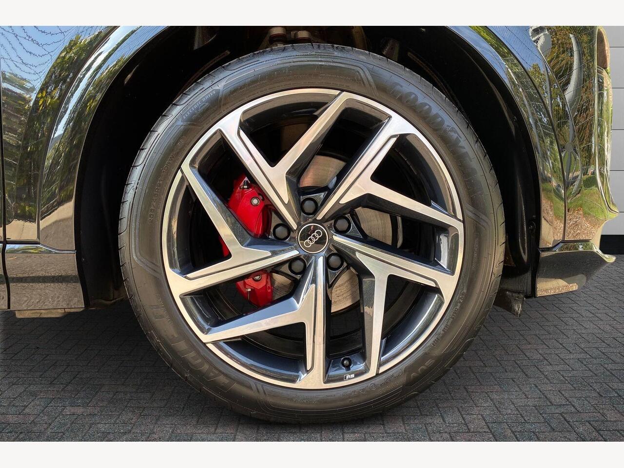 Used Audi Q6 e-tron 2025 for sale - 76679929: Photo 5