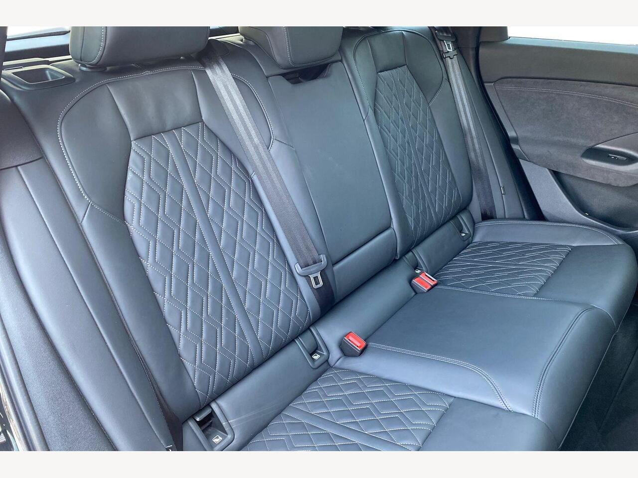 Used Audi Q6 e-tron 2025 for sale - 76679929: Photo 8